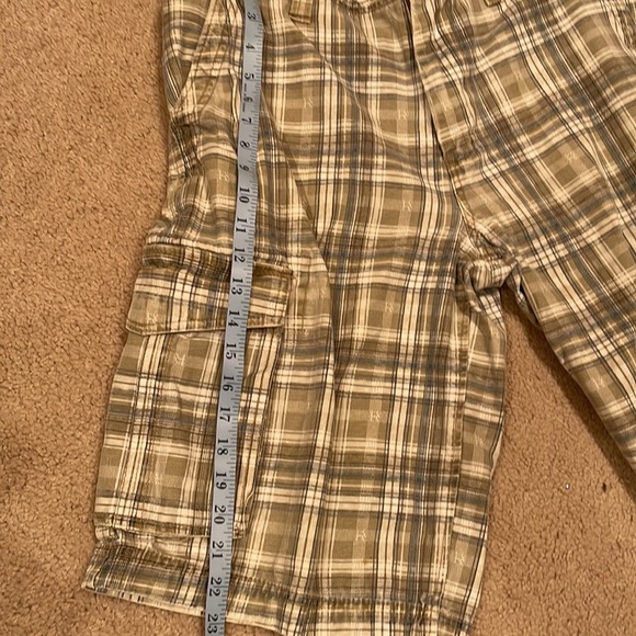Mens 32” Cargo Shorts - Picture 6 of 9